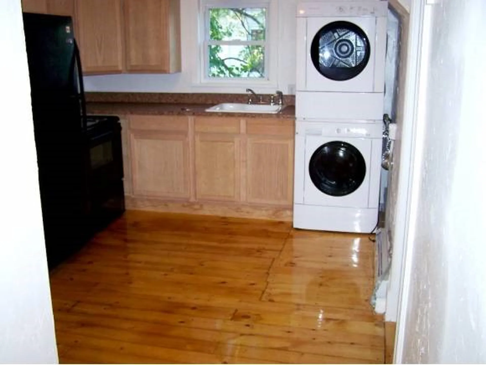 77 Liberty Street Manchester NH 03104