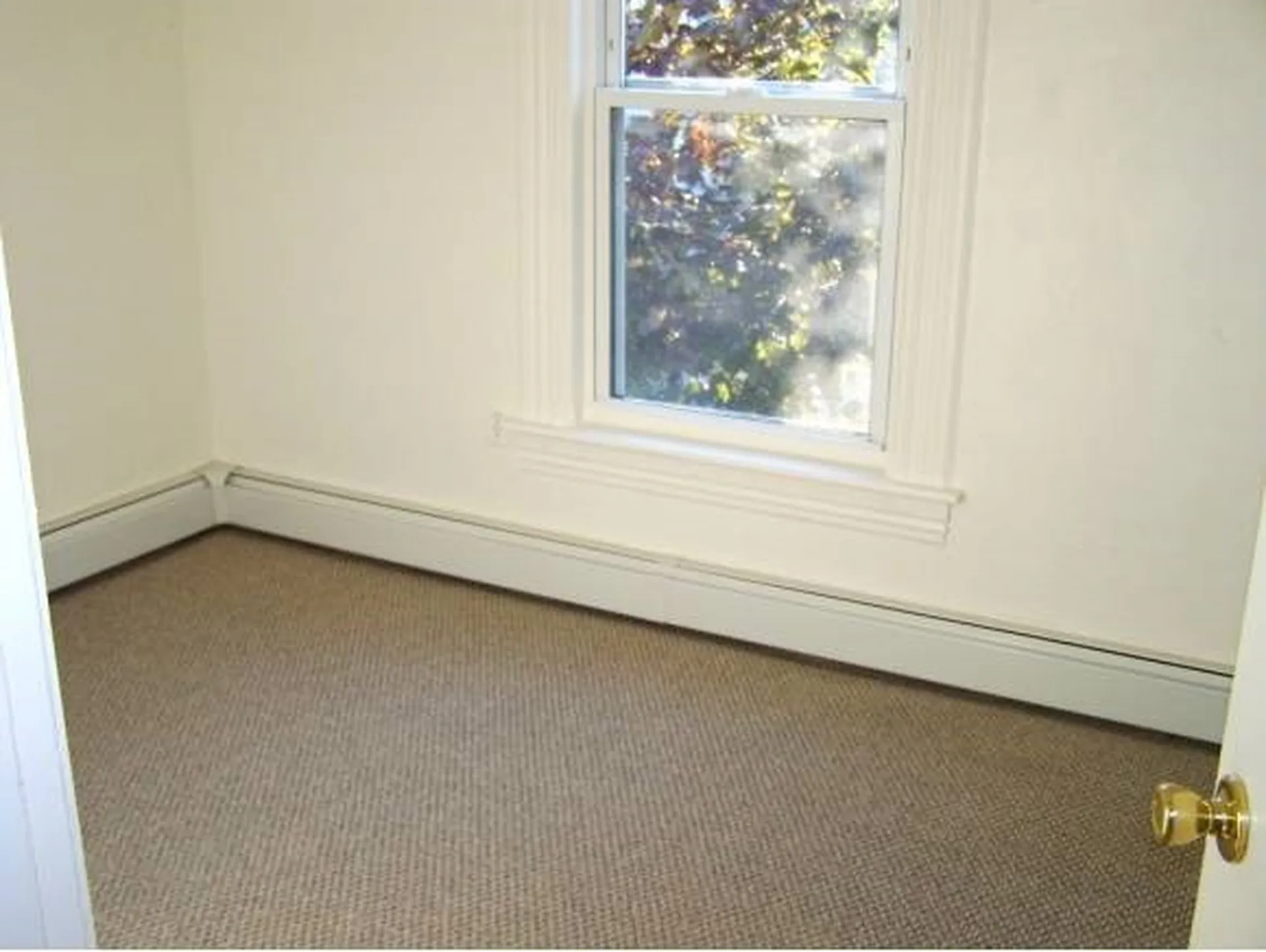 77 Liberty Street Manchester NH 03104