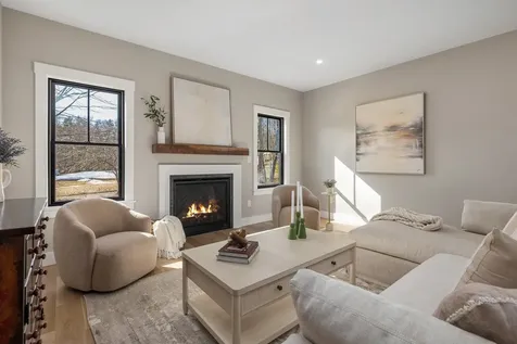 195 Amesbury Road Kensington NH 03833