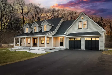 195 Amesbury Road Kensington NH 03833