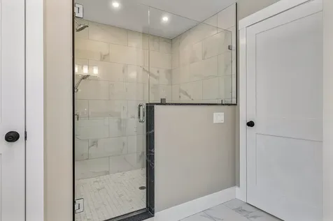 195 Amesbury Road Kensington NH 03833
