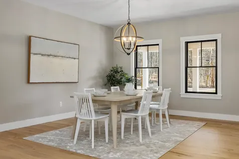 195 Amesbury Road Kensington NH 03833