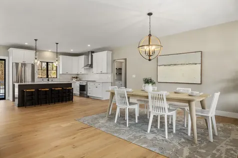 195 Amesbury Road Kensington NH 03833
