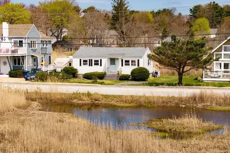 512 High Street Hampton NH 03842