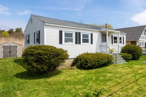 512 High Street Hampton NH 03842
