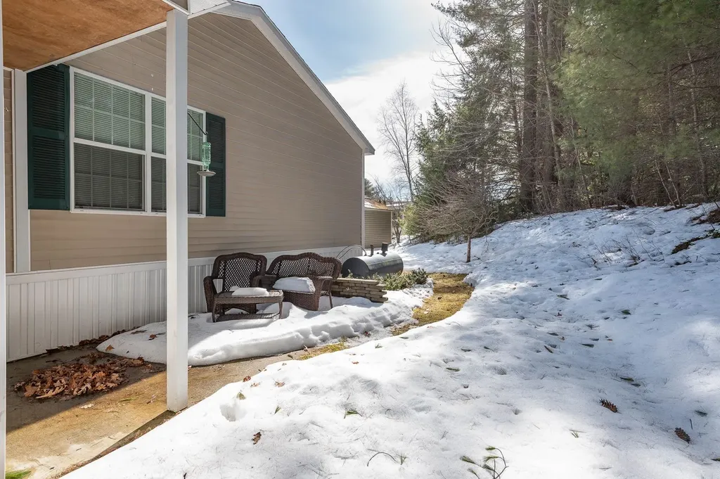 132 Eagle Drive Rochester NH 03868
