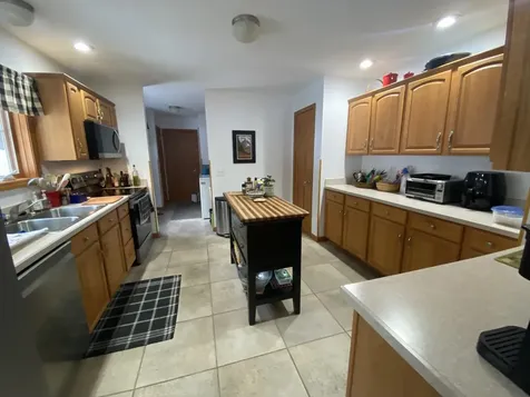 17 Old Town Road Dover VT 05356