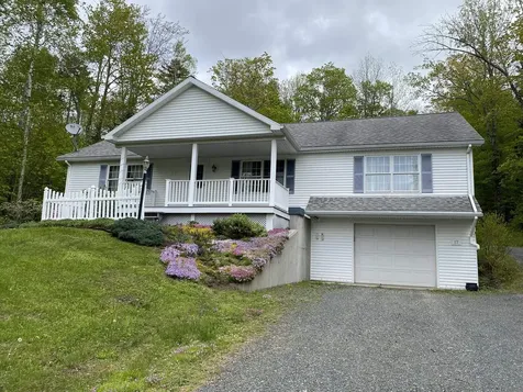 17 Old Town Road Dover VT 05356