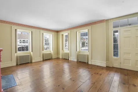 61 Elm Street Walpole NH 03608