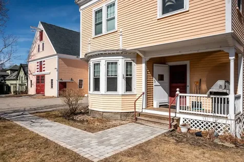 221 Atlantic Avenue North Hampton NH 03862