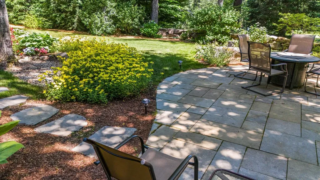 56 Fairway Drive Grantham NH 03753