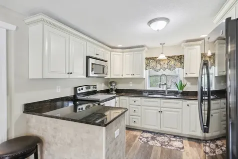 53 Stage Road Hampstead NH 03841