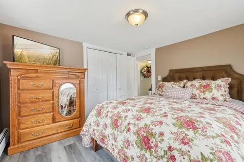 53 Stage Road Hampstead NH 03841