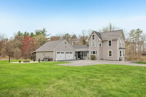 53 Stage Road Hampstead NH 03841