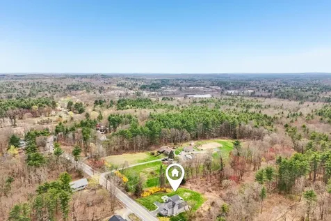 53 Stage Road Hampstead NH 03841