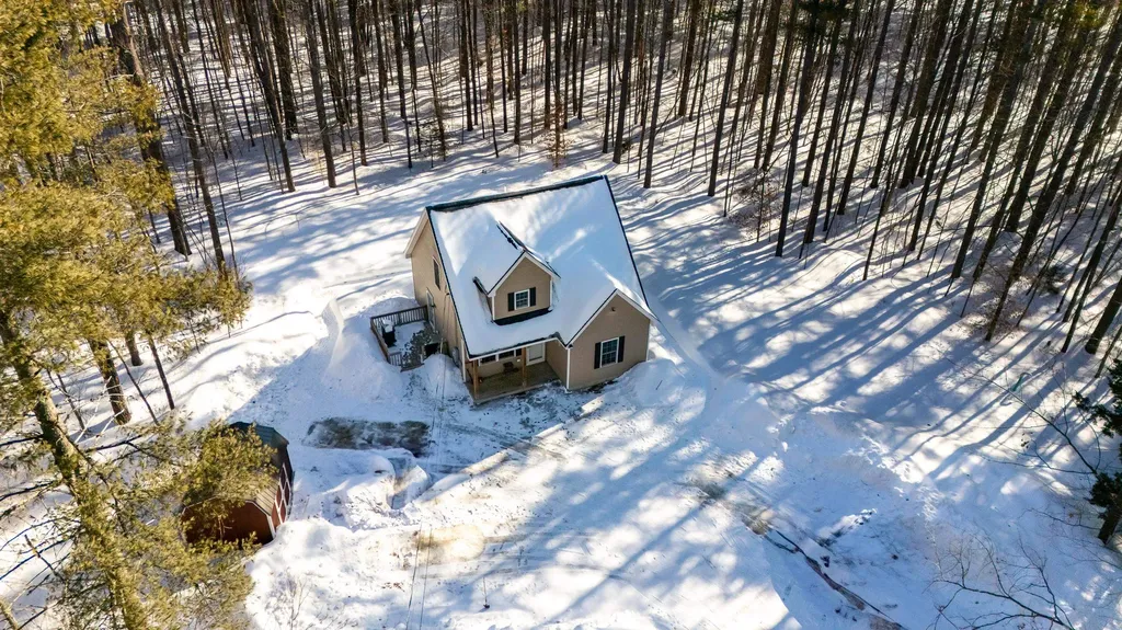 131 Poco Drive Tamworth NH 03886