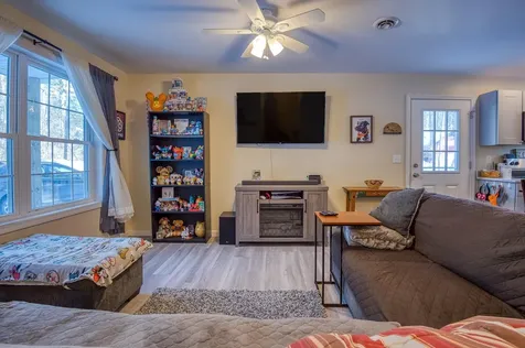 131 Poco Drive Tamworth NH 03886