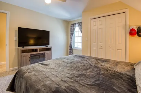 131 Poco Drive Tamworth NH 03886