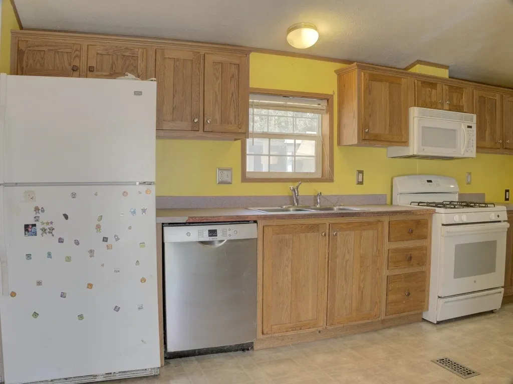 174 Rita Way Milton VT 05468