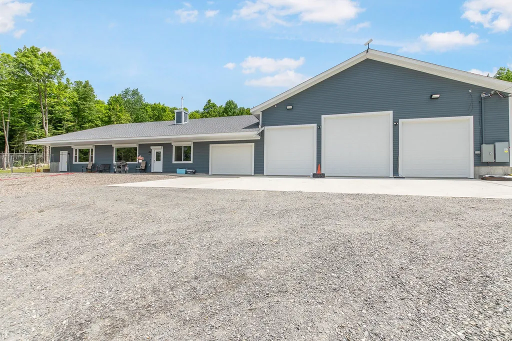 60 Deer Crossing Way Errol NH 03579