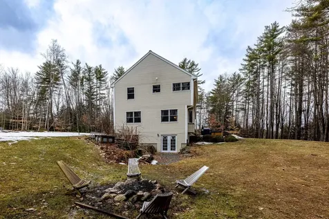 49 Wellington Circle Lebanon NH 03766