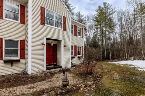 49 Wellington Circle Lebanon NH 03766