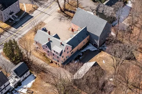 221 Atlantic Avenue North Hampton NH 03862