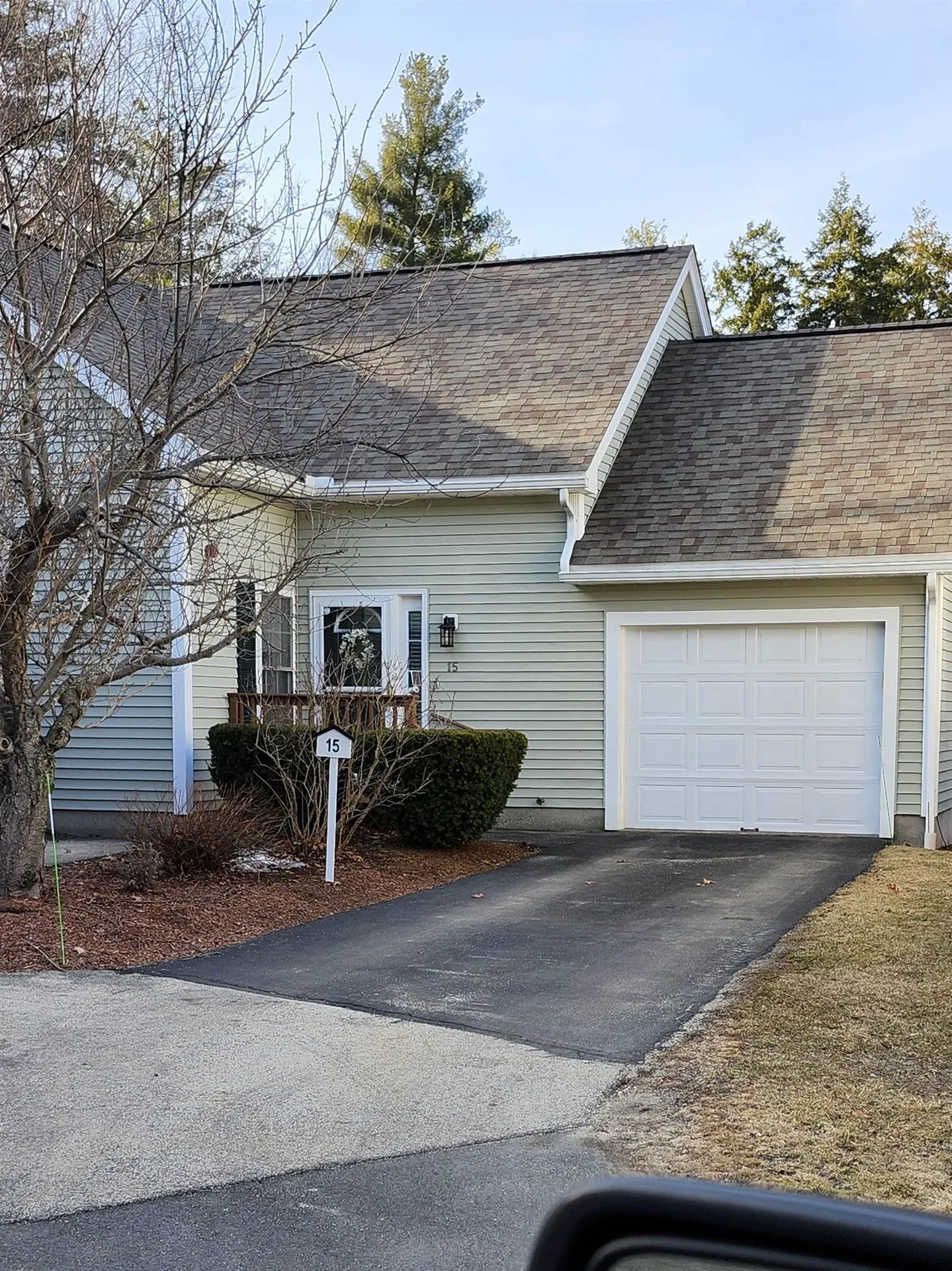 15 Echo Shore Drive Merrimack NH 03054
