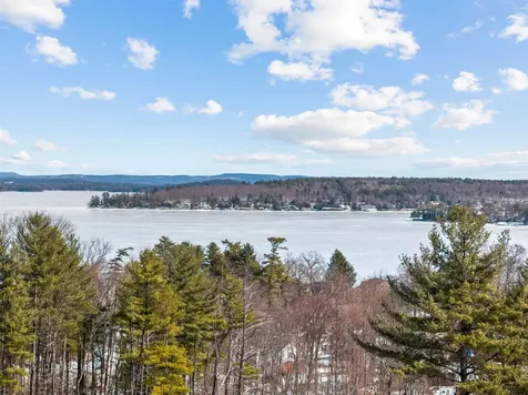75 Treetop Circle Laconia NH 03246