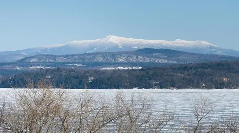 105 Mariner Heights Colchester VT 05446