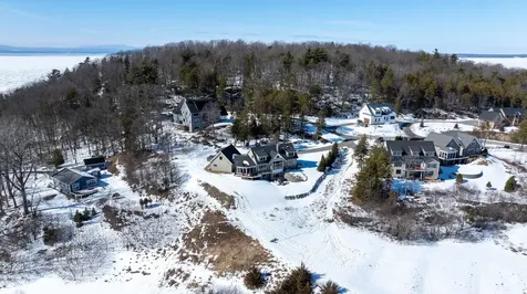 105 Mariner Heights Colchester VT 05446