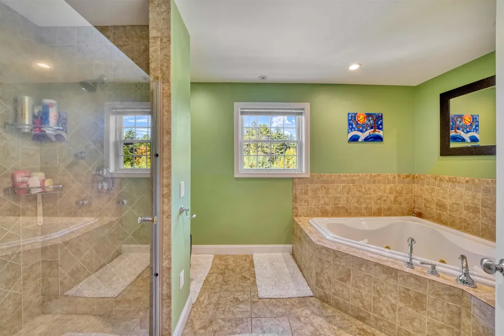 20 River View Road Newport NH 03773