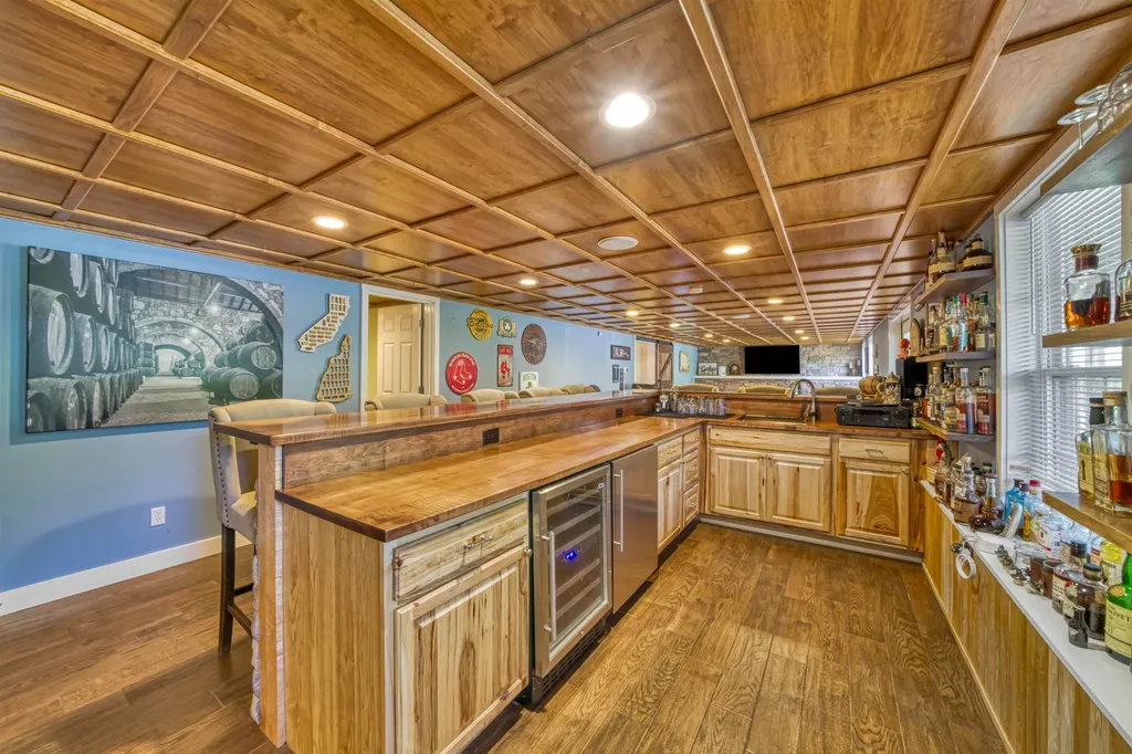 20 River View Road Newport NH 03773