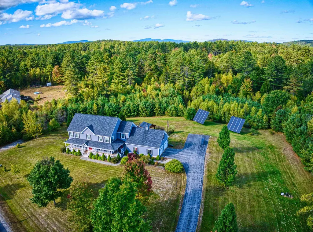 20 River View Road Newport NH 03773