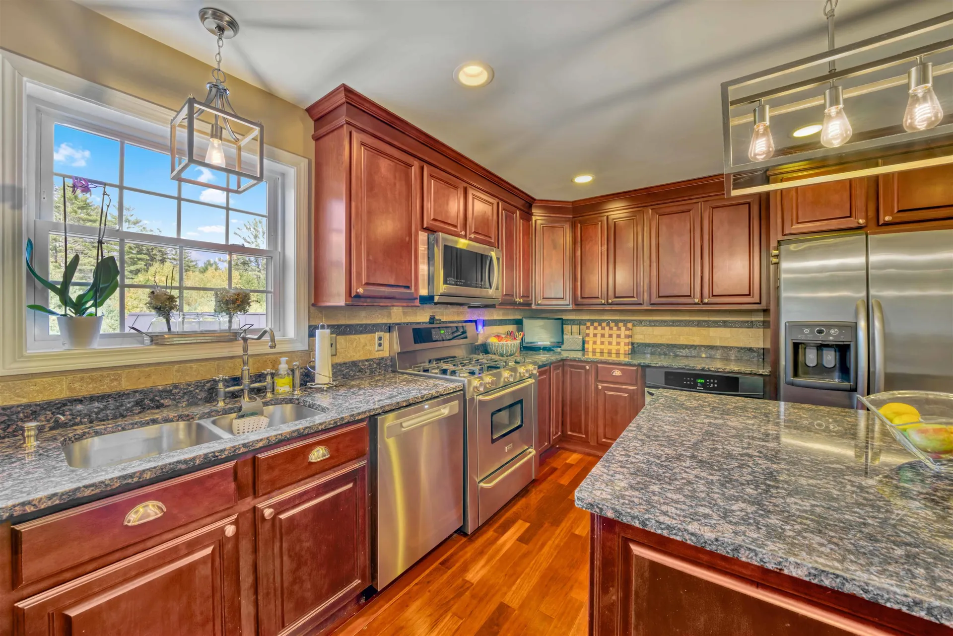 20 River View Road Newport NH 03773