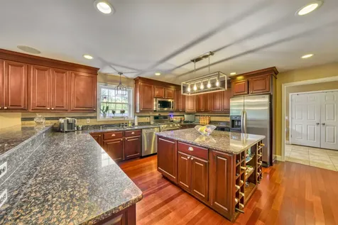 20 River View Road Newport NH 03773