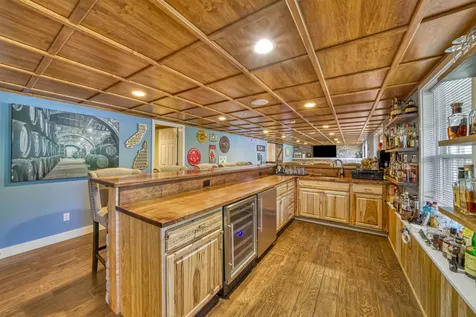 20 River View Road Newport NH 03773