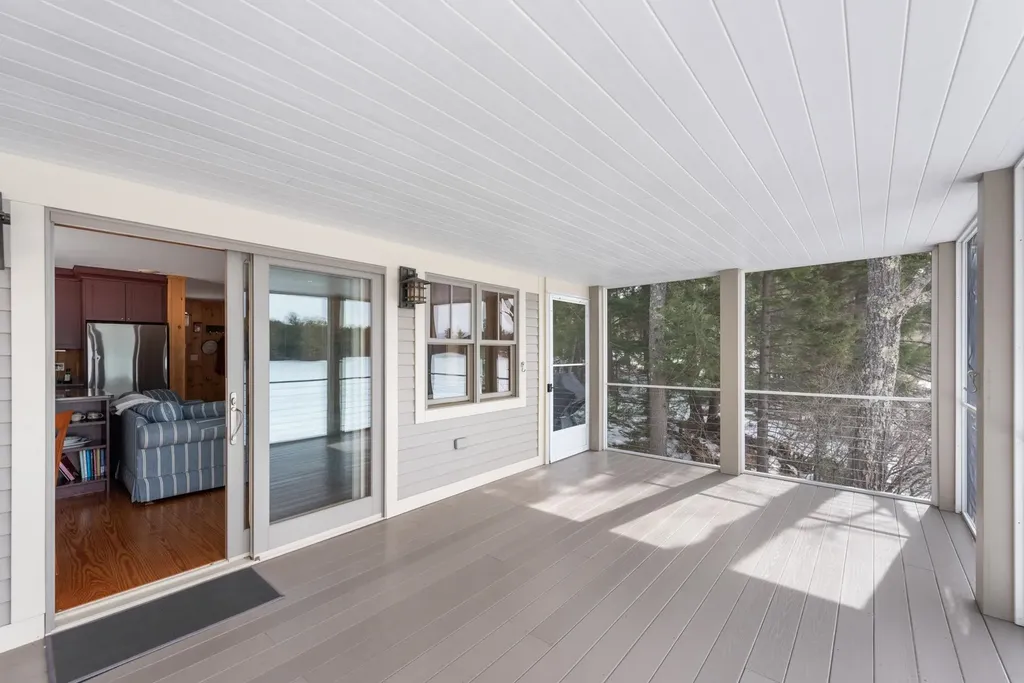 352 Waukeena Lake Road Danbury NH 03230