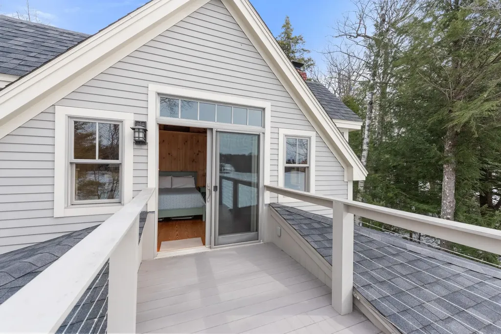 352 Waukeena Lake Road Danbury NH 03230