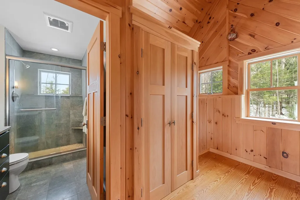 352 Waukeena Lake Road Danbury NH 03230