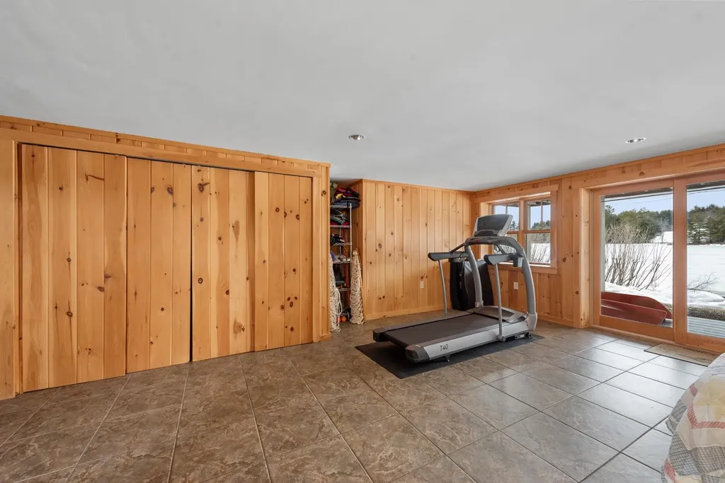 352 Waukeena Lake Road Danbury NH 03230