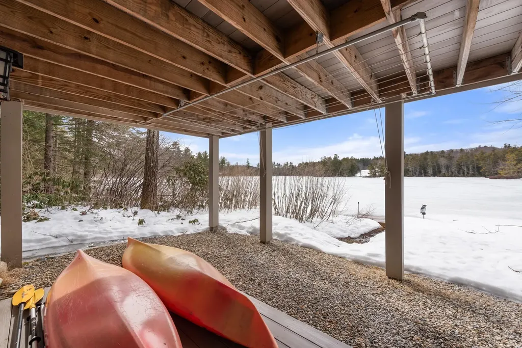 352 Waukeena Lake Road Danbury NH 03230