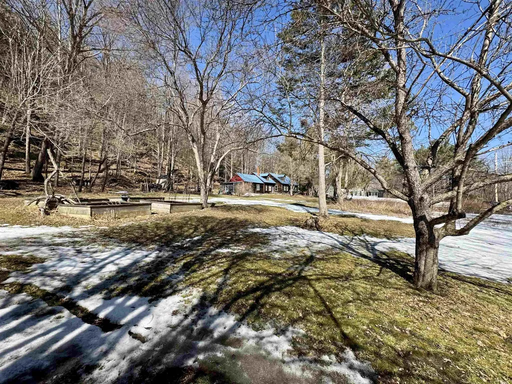 43 Scotch Hollow Road Newbury VT 05051