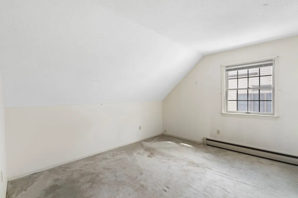 71 Whetstone Drive Brattleboro VT 05301