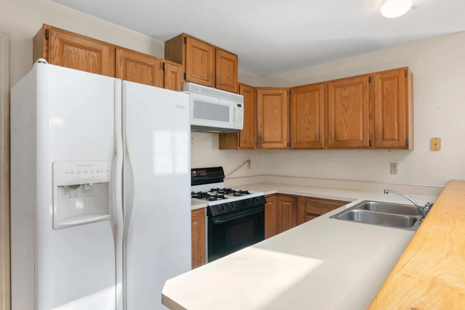 71 Whetstone Drive Brattleboro VT 05301