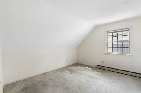 71 Whetstone Drive Brattleboro VT 05301