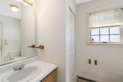 71 Whetstone Drive Brattleboro VT 05301