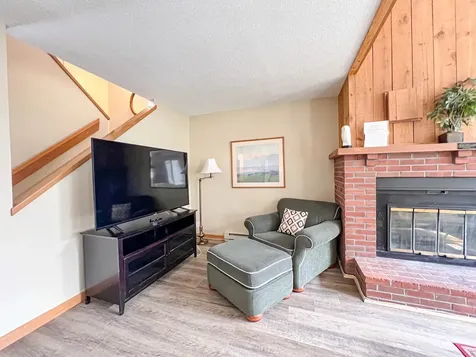 15d Snowtree Lane Dover VT 05356