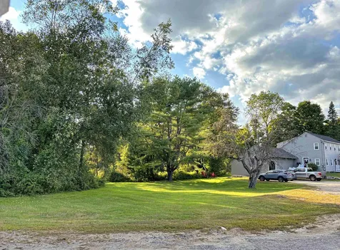 55 Smith Bridge Road Plymouth NH 03264