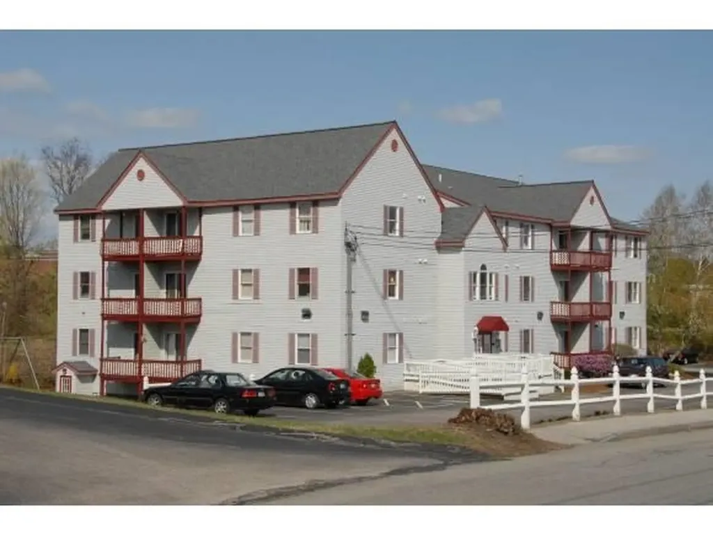 7 Railroad Avenue Derry NH 03038